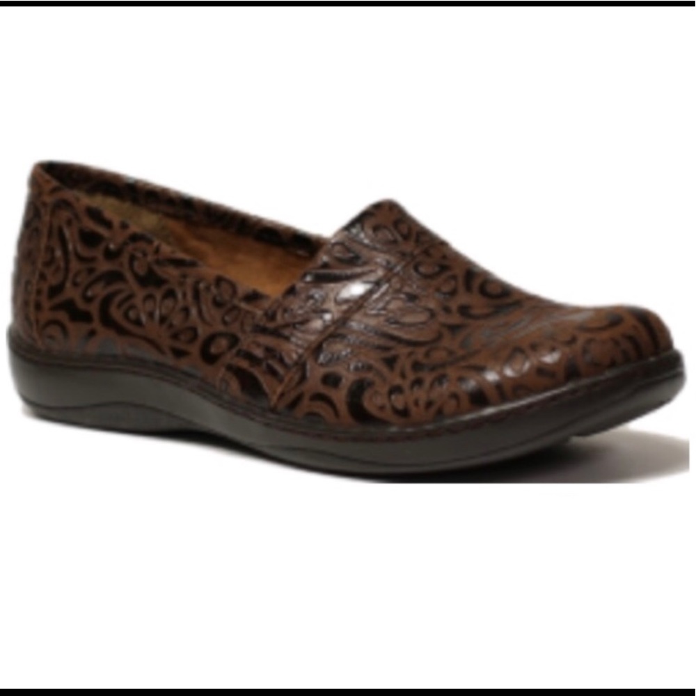 [b.o.c] tooled leather shoes, Howell
